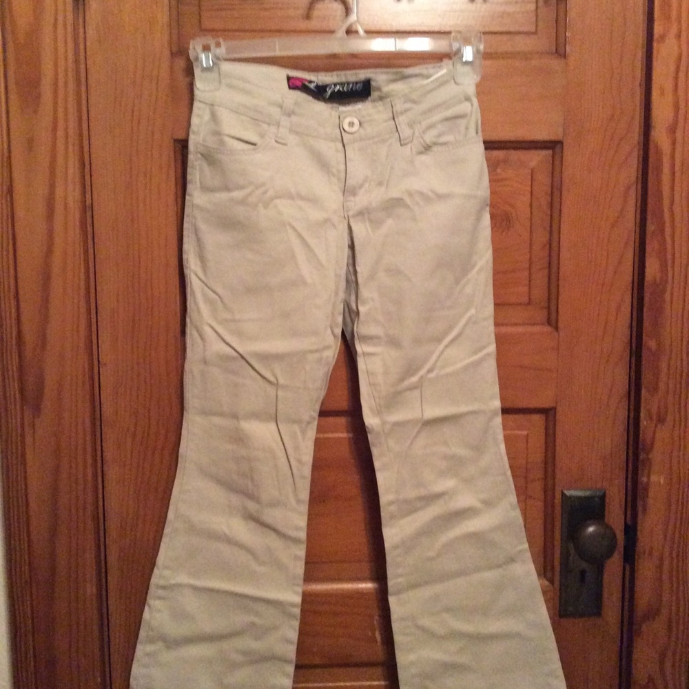 Beige jeans